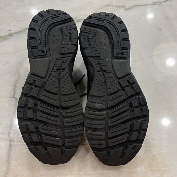 Brooks Adrenaline GTS 22 with Guiderail Technology - Picture 4 of 4